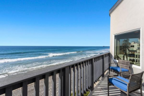 2BR Oceanfront Condo - Private Balcony - Spacious